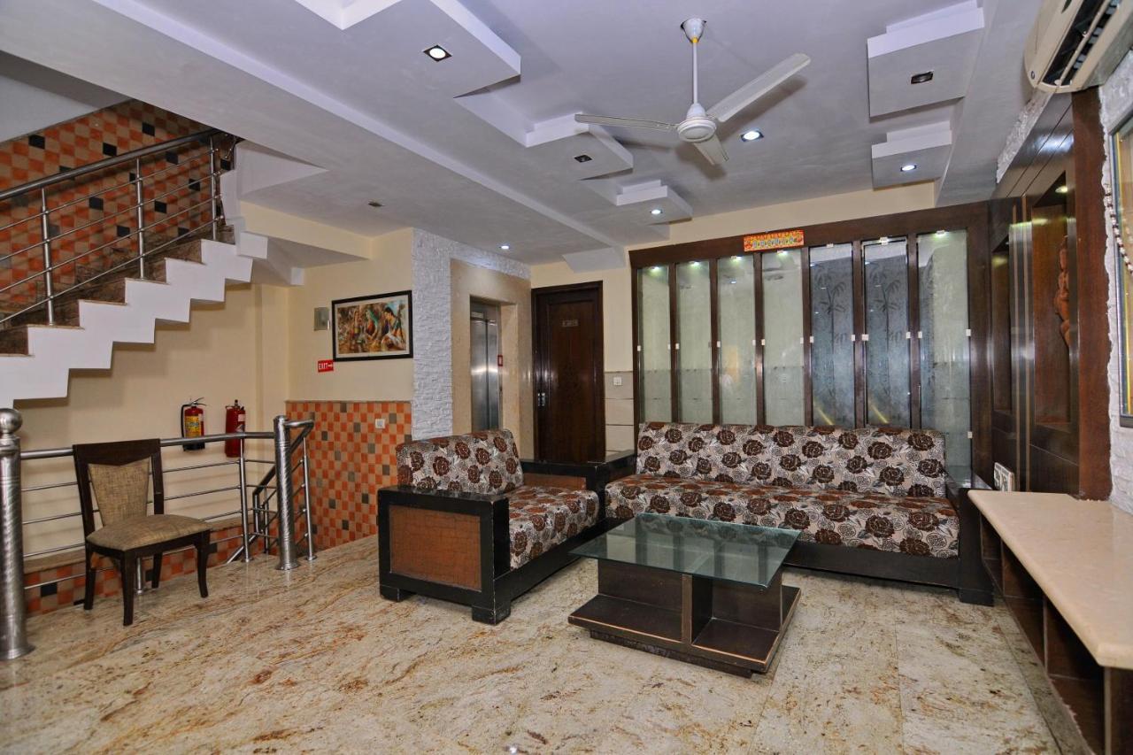 Hotel Tjs Grand Delhi  Exterior foto
